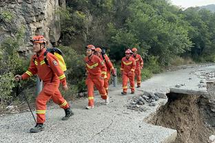 西媒：特尔施特根已开始进行训练，希望战那不勒斯前一阵恢复状态